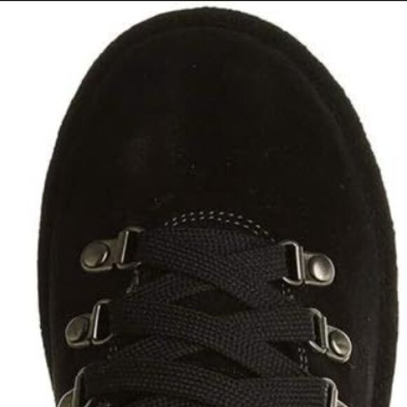 Bearpaw Marta Black Women's Bootie - Picture 5 of 6